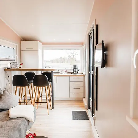 Holiday home Huxfeld-hof - Tiny-house Kuhni *